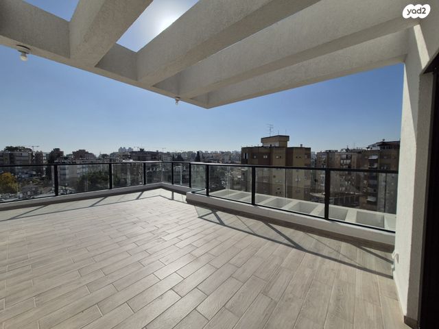 גג/ פנטהאוז, נורדאו, לב המושבה / מרכז העיר, פתח תקווה