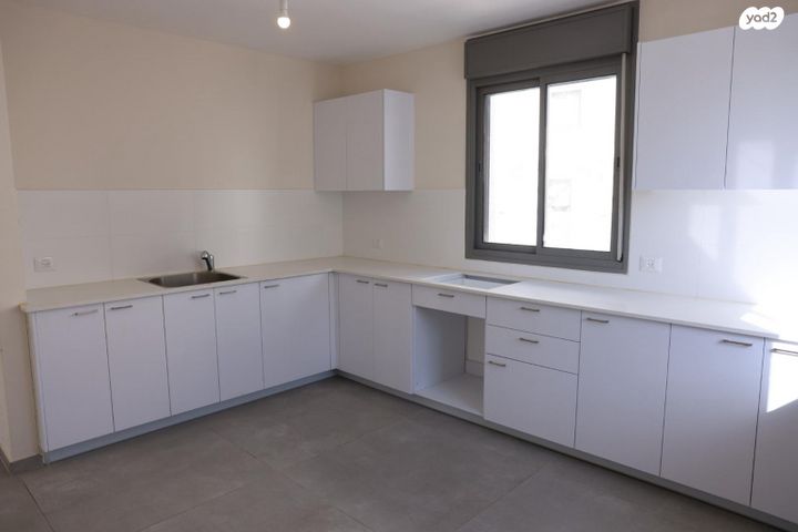 גג/ פנטהאוז, רבי חנינא 30, נתיבות ישראל / רמת בית שמש ד-4, בית שמש