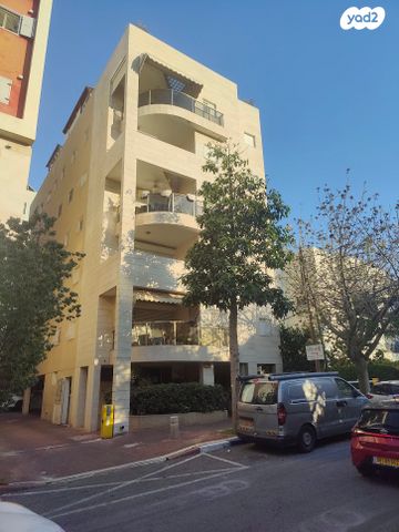 אחדות העבודה 1