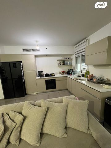 דירה, משה דיין 4, נווה דוד, רמלה