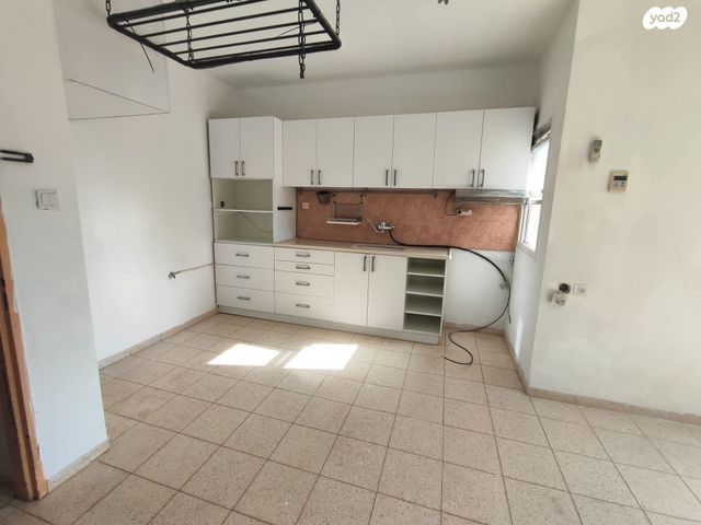 בית פרטי/ קוטג', עין זיוון