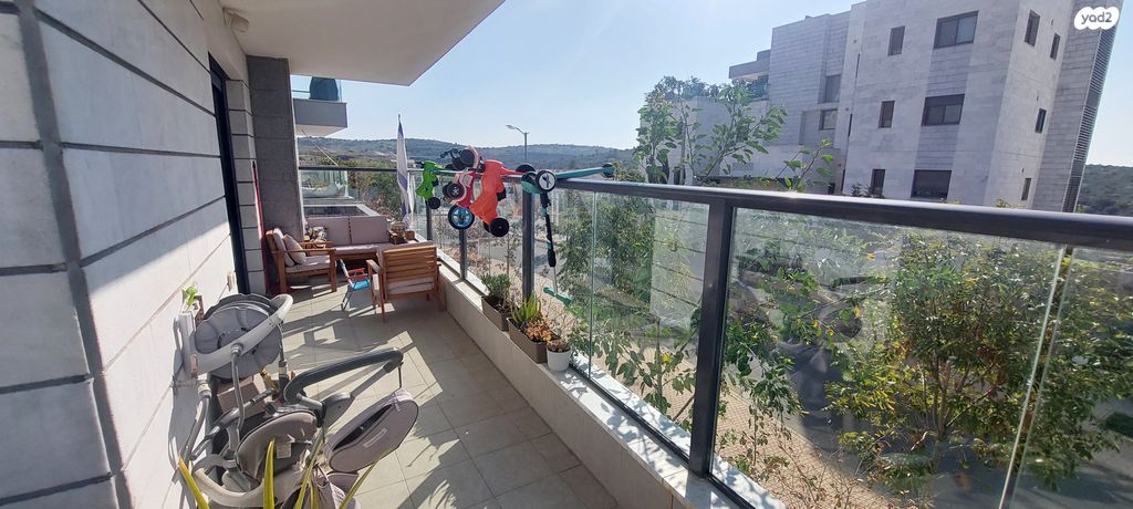 דירה, יצחק בן צבי 4, מורשת, מודיעין מכבים רעות