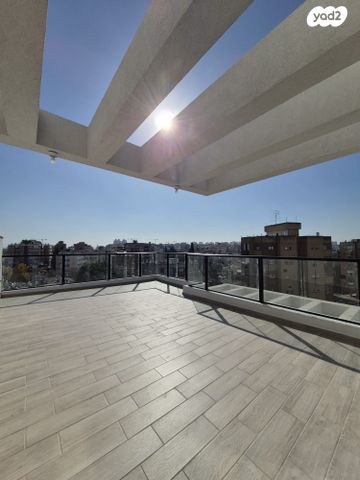 גג/ פנטהאוז, נורדאו, לב המושבה / מרכז העיר, פתח תקווה