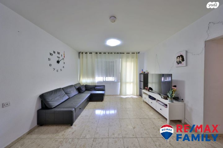 החשמונאים 33