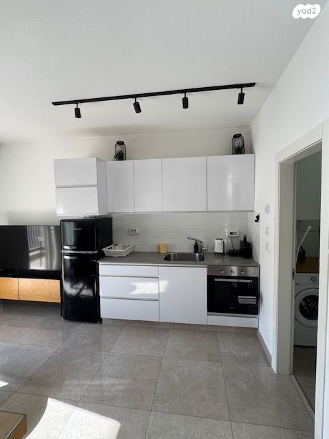 בניין מגורים, מחנה יהודה - לב העיר, ירושלים