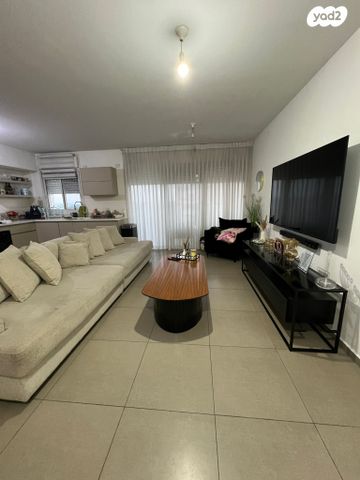 דירה, משה דיין 4, נווה דוד, רמלה