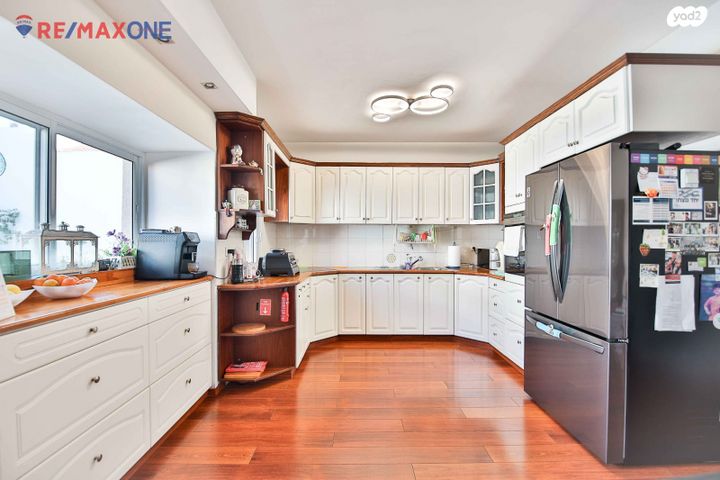 בית פרטי/ קוטג', רעננה