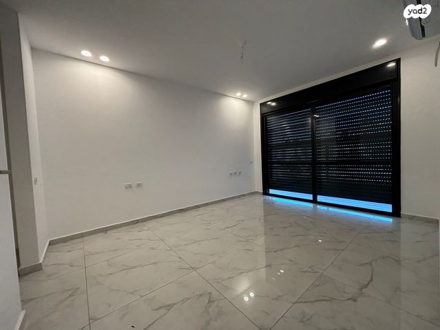 רוטשילד עצמאות