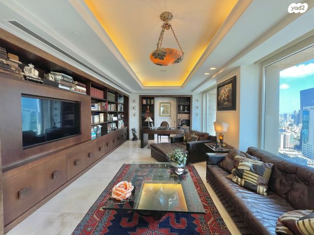 גג/ פנטהאוז, בורסה, רמת גן