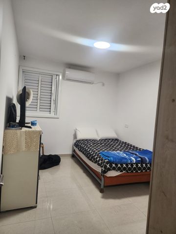 דירה, גיורא יוספטל, גיורא, רמלה