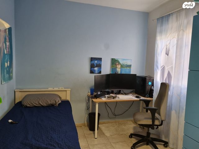 דירה, ירמיהו הנביא, הנביאים, מודיעין מכבים רעות