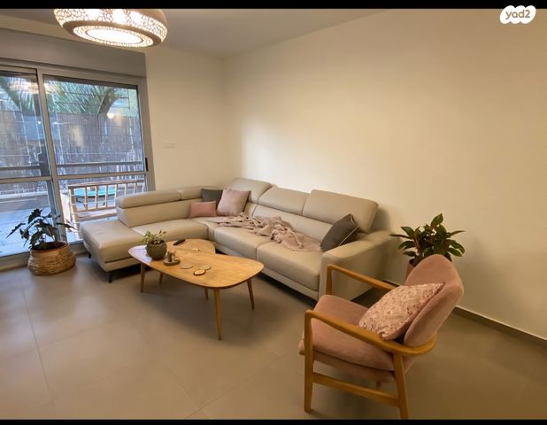 דירת גן, רחל אמנו, מוריה, מודיעין מכבים רעות