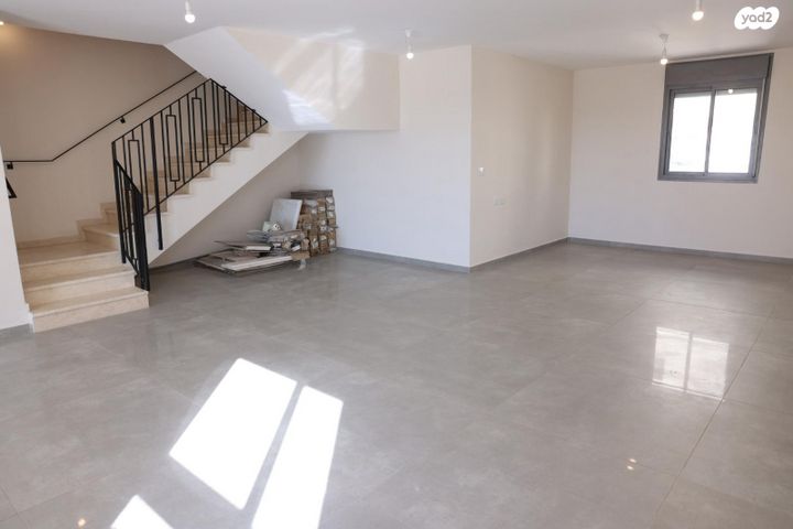 גג/ פנטהאוז, רבי חנינא 30, נתיבות ישראל / רמת בית שמש ד-4, בית שמש