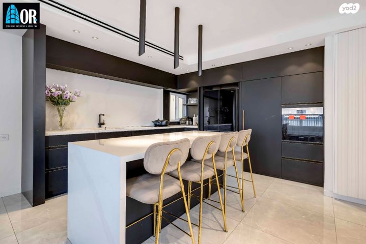 דירה, התזמורת, נאות אשלים, ראשון לציון