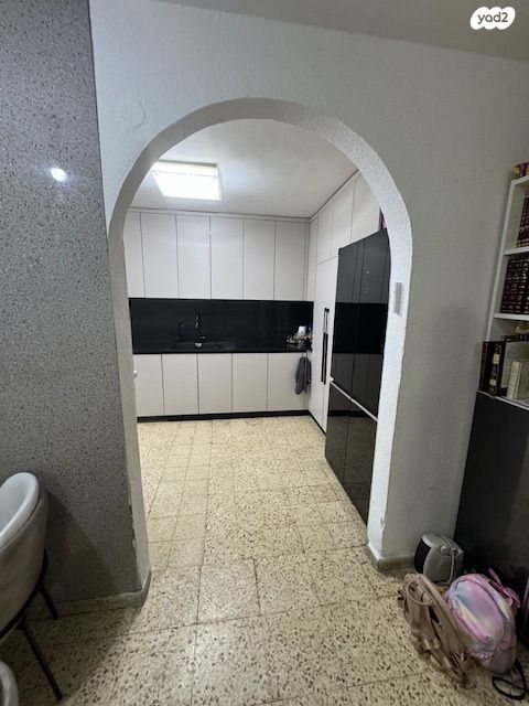 ארמון הנציב, תלפיות מזרח