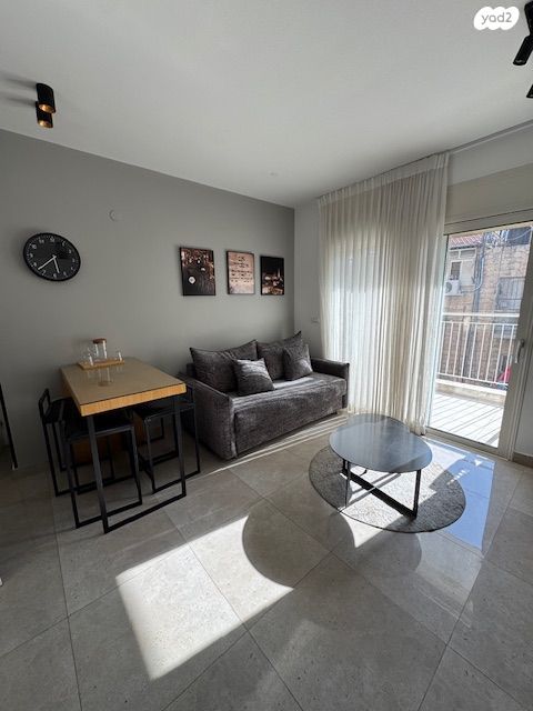 בניין מגורים, מחנה יהודה - לב העיר, ירושלים