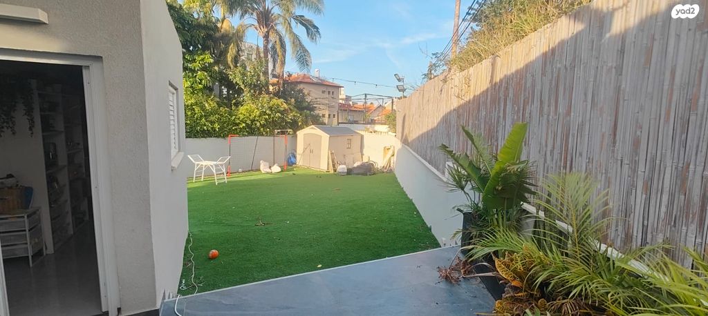 דירה, פרדריך הרמן קיש 34, צפון מזרח מרכז העיר, נתניה