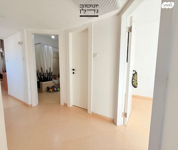 דירה, הרב חיים פינטו, גבעת הסביונים, קרית מלאכי