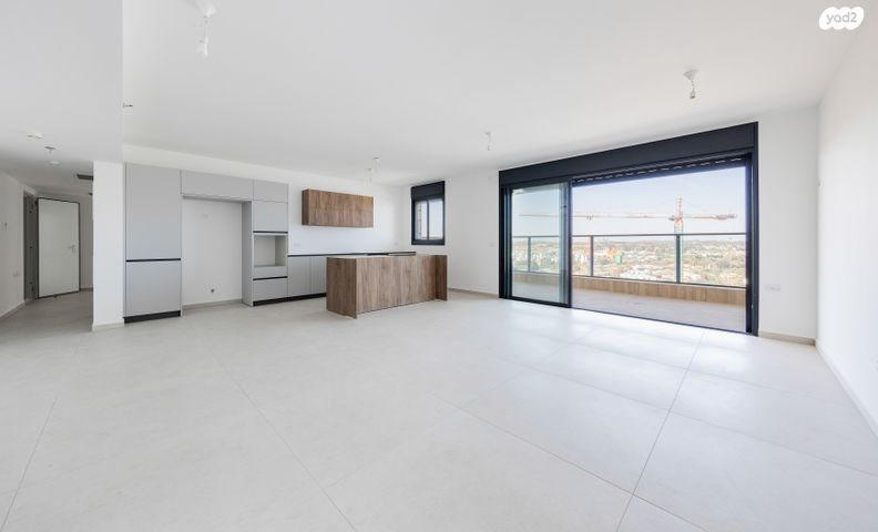 דירה, יונה וולך, הוד השרון