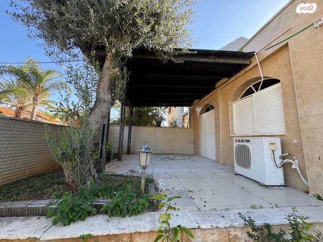 בית פרטי/ קוטג', נווה עוז, פתח תקווה