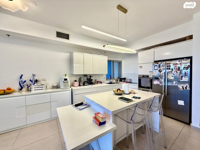 דירה, חטיבת גבעתי 21, גלי הים, נתניה