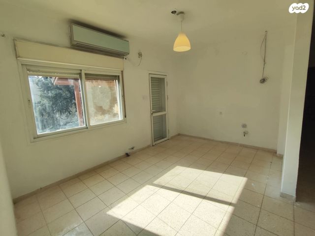 בית פרטי/ קוטג', עין זיוון