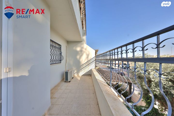 דירת גן, התאנים 11, מרכז העיר, קרית אתא