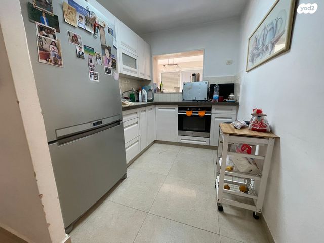 דירה, ברל לוקר, פת, ירושלים