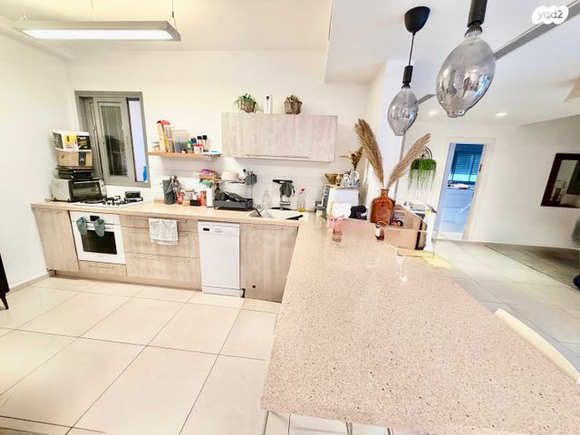 דירה, משה שמיר 4, הרצליה הירוקה, נווה עובד, הרצליה