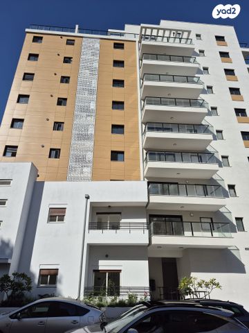 גג/ פנטהאוז, נורדאו, לב המושבה / מרכז העיר, פתח תקווה