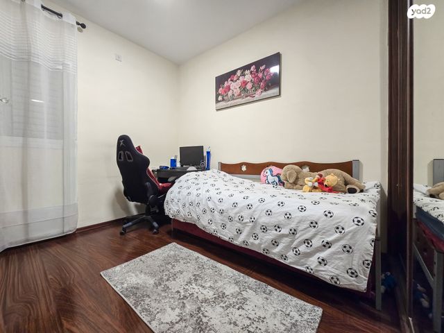 דירה, אריה שנקר, אגרובנק, חולון