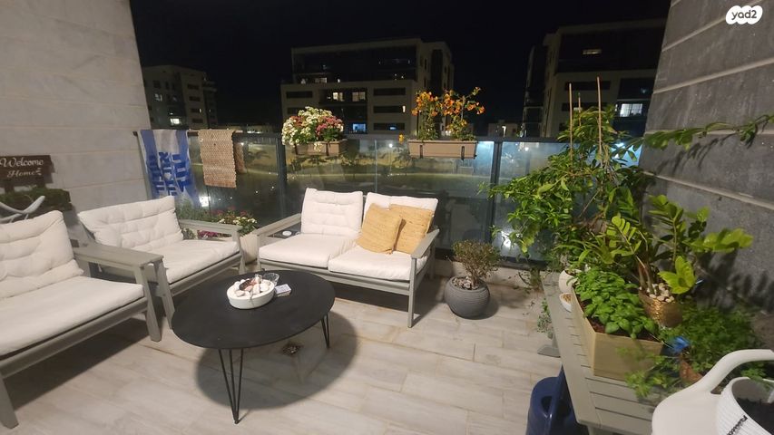 דירה, אור ים, אור עקיבא