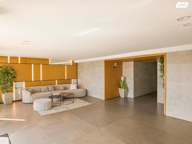 דירה, דגן, פרדס חנה כרכור