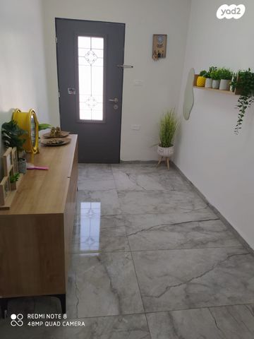 דו משפחתי, מעלות תרשיחא