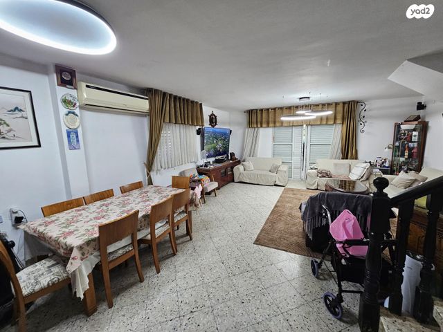 בית פרטי/ קוטג', ביל"ו, נווה זית, לוד