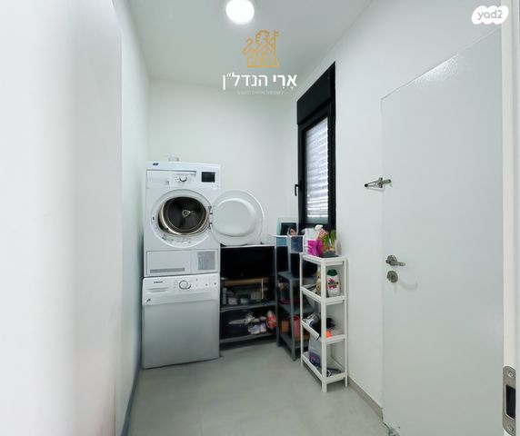 דו משפחתי, השדות, עתלית