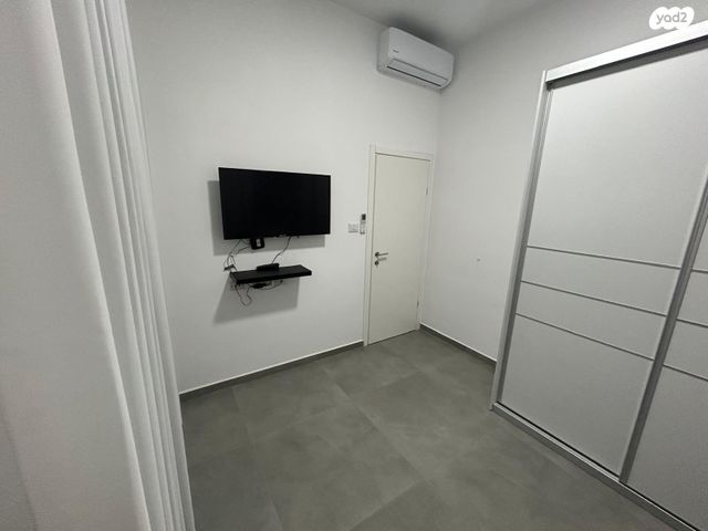 דירה, יהדות איטליה, נתיבות