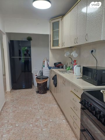 דירה, העצמאות 1092, הנצחון, דימונה