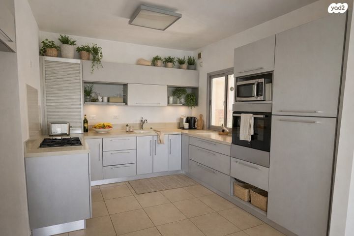 שדרות ששת הימים 16