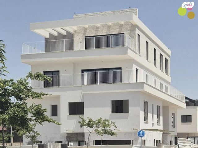 גג/ פנטהאוז, אור ים, אור עקיבא