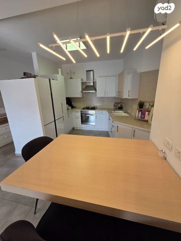 דירה, בעל שם טוב, מרכז העיר, קרית אתא