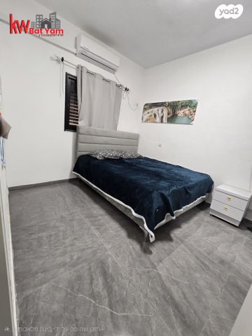 דירה, כצנלסון 64, לב העיר, בת ים