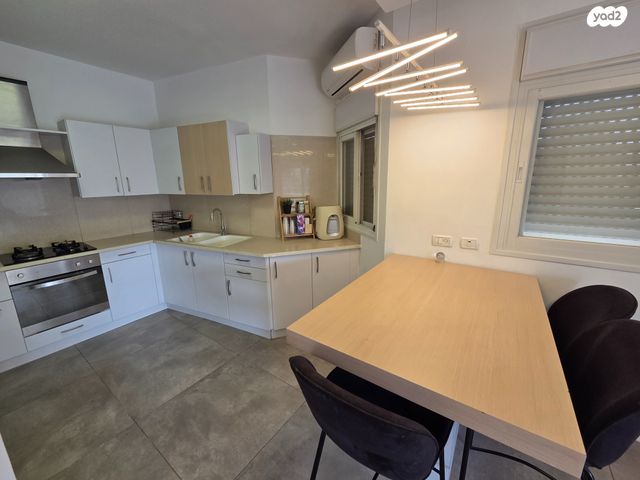 דירה, בעל שם טוב, מרכז העיר, קרית אתא