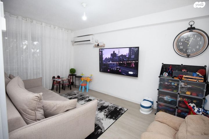 דירה, מעלה חסון 146, שכונה ותיקה - מרכז העיר, מעלות תרשיחא