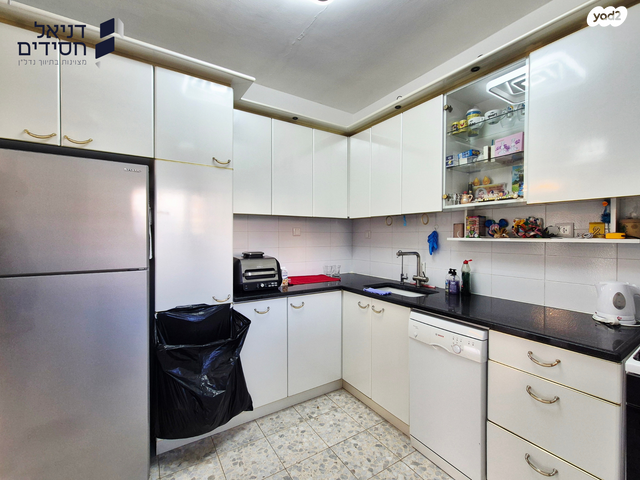 דירה, דוד צדוק, בן גוריון, חולון