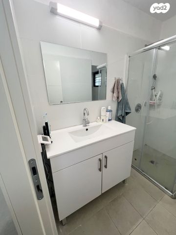 דירה, שדרות המגינים, חיפה