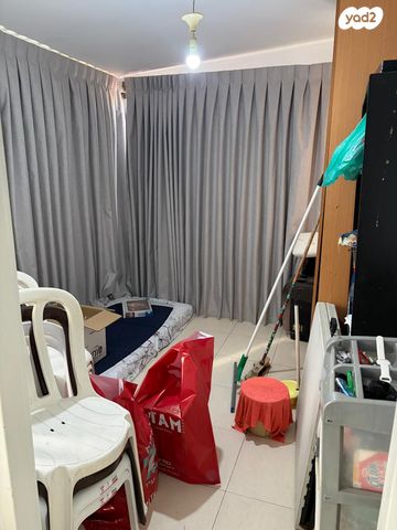 דירה, המעפילים, עמידר, בת ים