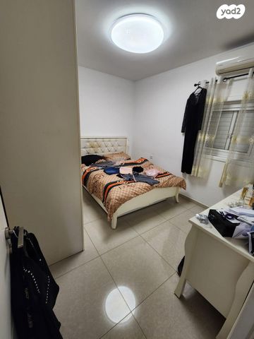 דירה, בלפור 80, עצמאות יוספטל, בת ים