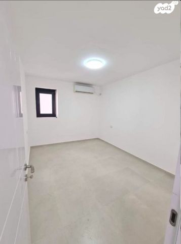 דירה, דרך הטייסים, נווה חן, תל אביב יפו