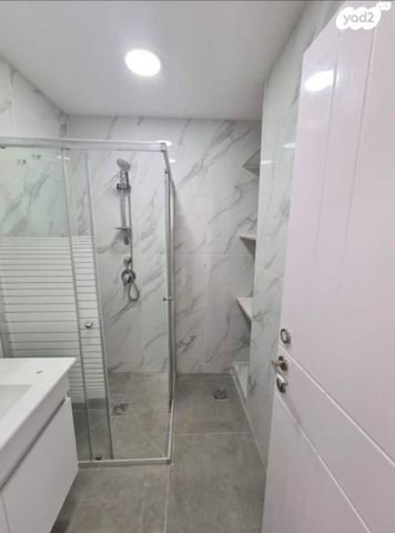 דירה, דרך הטייסים, נווה חן, תל אביב יפו